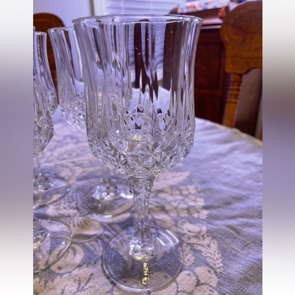 EUC 6 Cristal D’Arques Longchamp Wine Glasses in Box - Picture 6 of 6